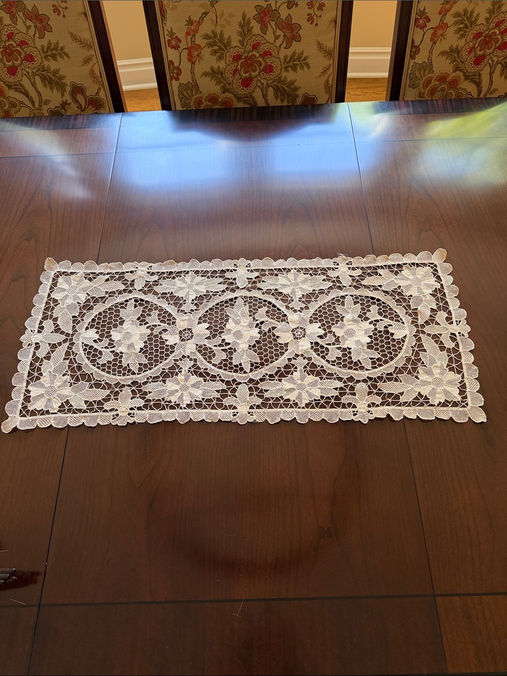 Vintage Beige Lace Table Runner